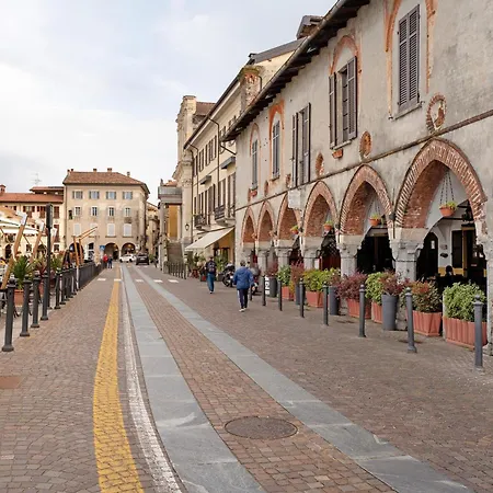 Nel Cuore Di Arona- Via Pertossi * Arona