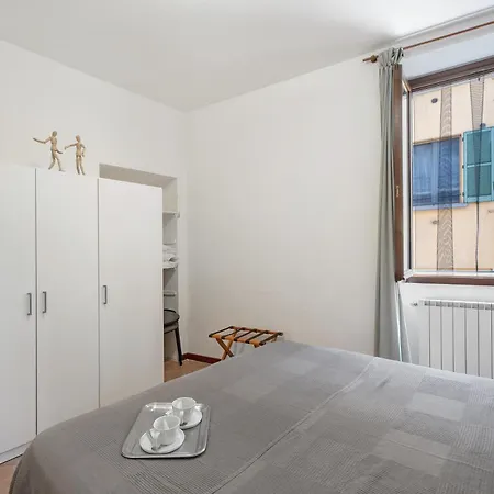 Nel Cuore Di Arona- Via Pertossi Arona