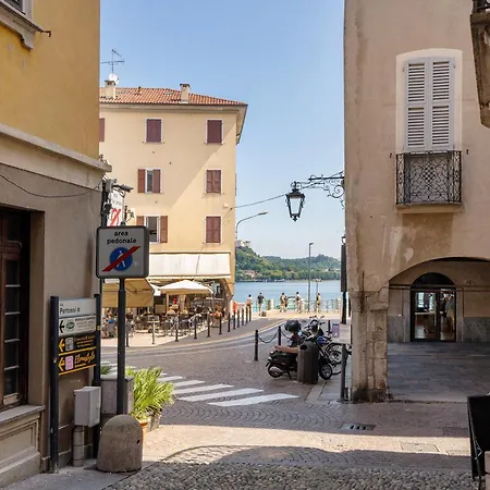 Nel Cuore Di Arona- Via Pertossi * Arona